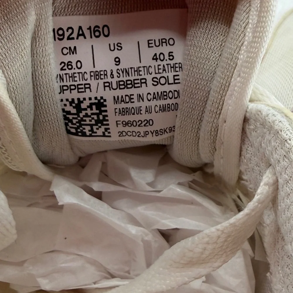 ASICS Tiger Runner Womens Sneakers 192A160 Cream Rose Gold Pink Size 9 US